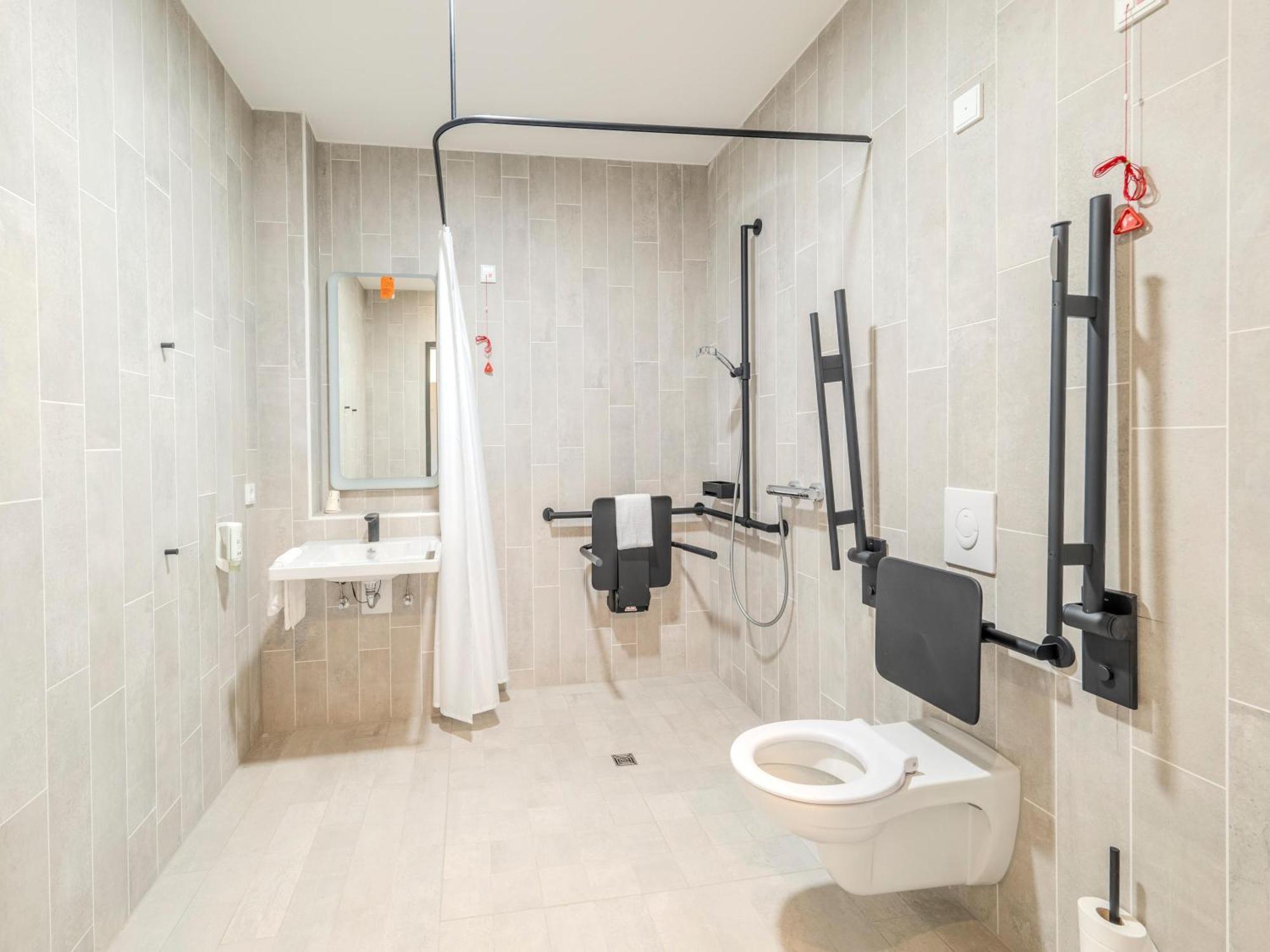 B&B Hotel Offenburg-Hbf Zewnętrze zdjęcie