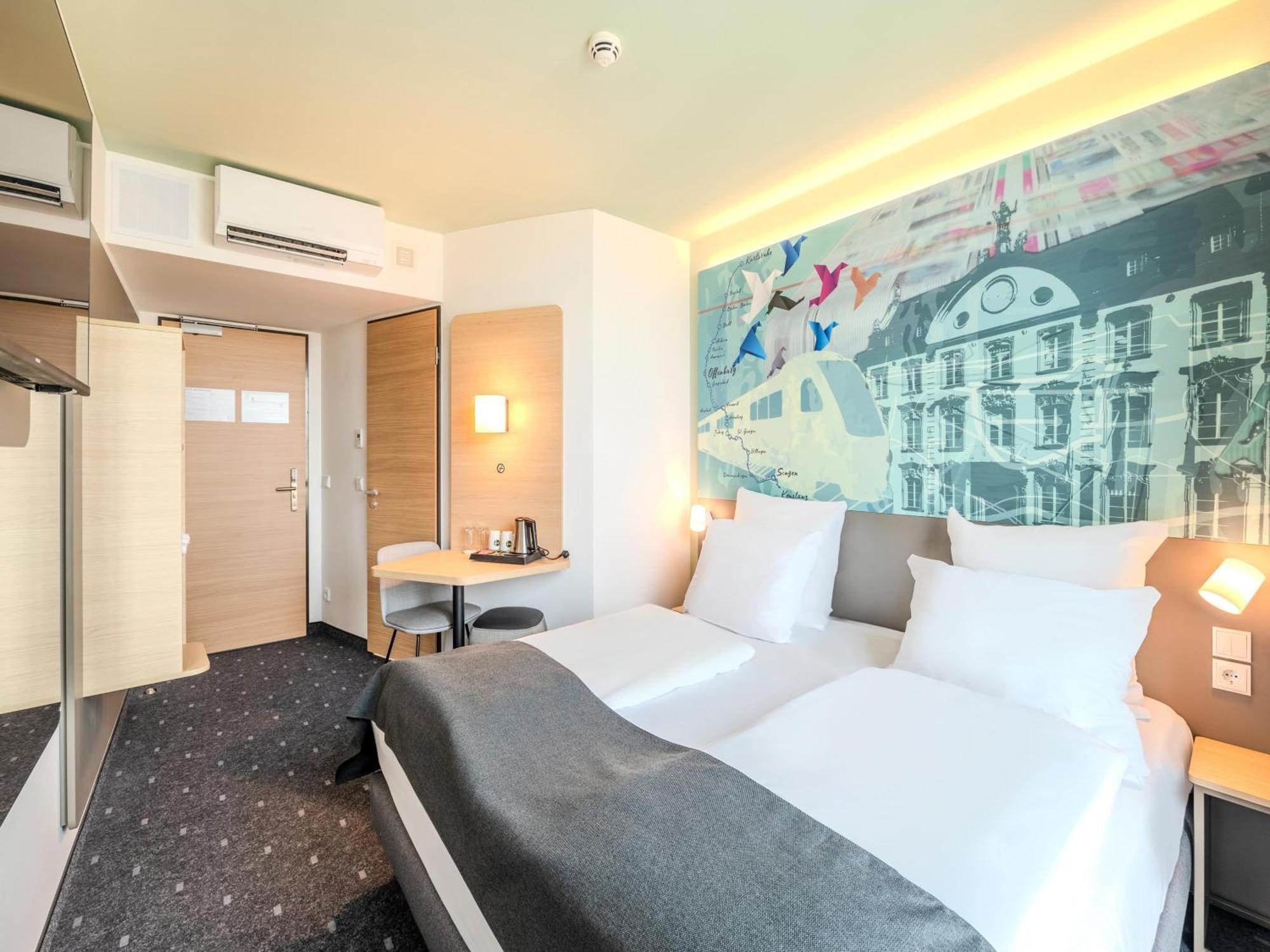 B&B Hotel Offenburg-Hbf Zewnętrze zdjęcie